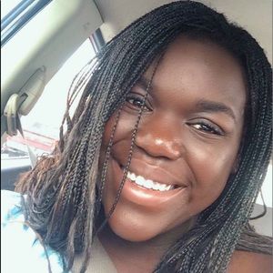 Meet your Posher, Cindy